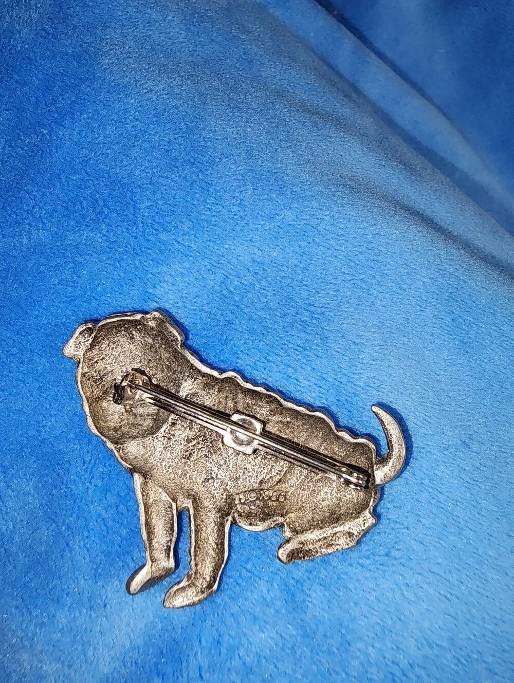 Vintage 80's Pewter Shar-pei Dog Brooch/Pin By JONETTE JEWELRY JJ